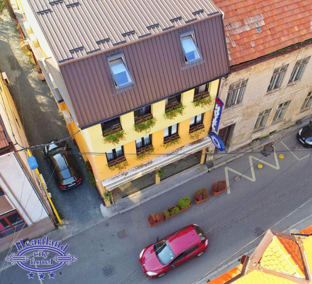 Heartland City B&B Tuzla Eksteriør bilde